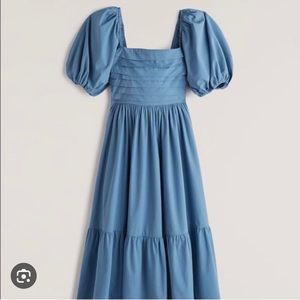 NWT blue Abercrombie poplin midi dress with puff sleeves and pockets